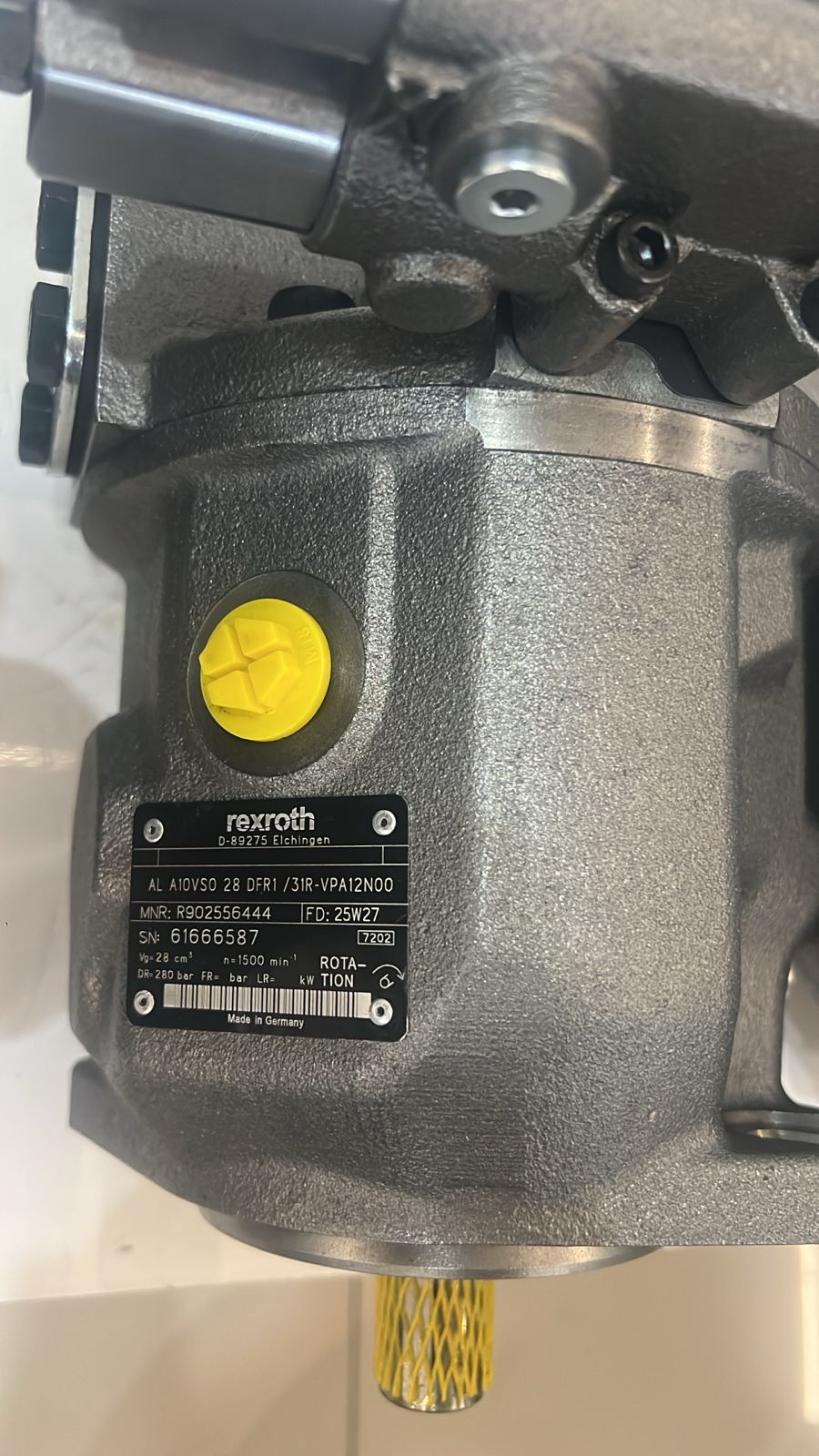 Rexroth hydraulic pump close-up